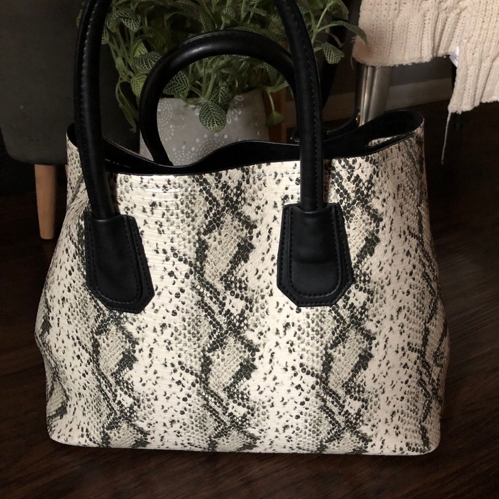 Steve Madden snakeskin purse